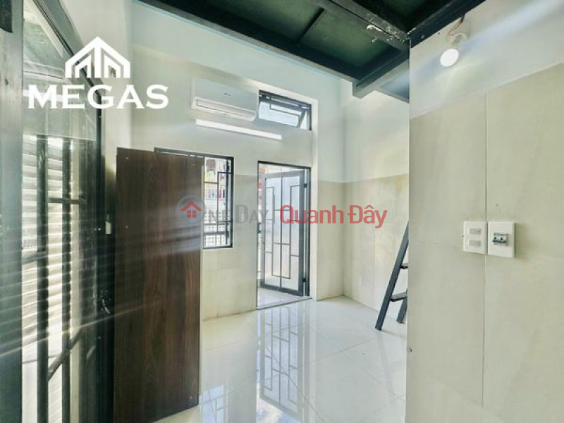 Duplex apartment with high balcony, airy windows right on Hoang Hoa Tham street | Vietnam Rental đ 4 Million/ month