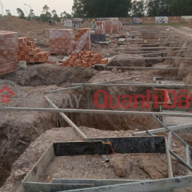 Urgent! Only lot left on D7 street frontage _0