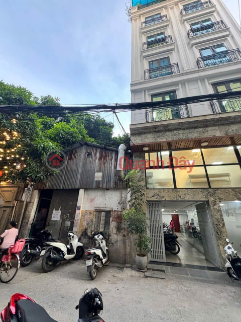 Chùa Quỳnh ,Hai Bà Trung, 2 mặt tiền ,giá siêu rẻ,tương lai X5 giá trị 130m2,mt 4m, 9 tỷ 9 _0