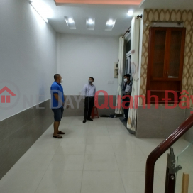 Car alley house near Bay Hien intersection, 4x10m, 2 bedrooms _0