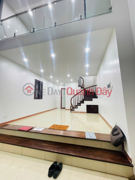 Property Search Vietnam | OneDay | Nhà ở, Niêm yết bán, HIẾM CÓ 1 O 2 Văn Hương Đống Đa gần ô tô lô góc 35m 5 tầng MT 4..2m nhà đẹp ở ngay nhỉnh 6 tỷ lh 0817606560