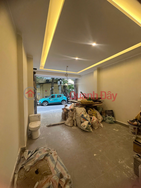 , Please Select, Residential, Sales Listings đ 27.9 Billion