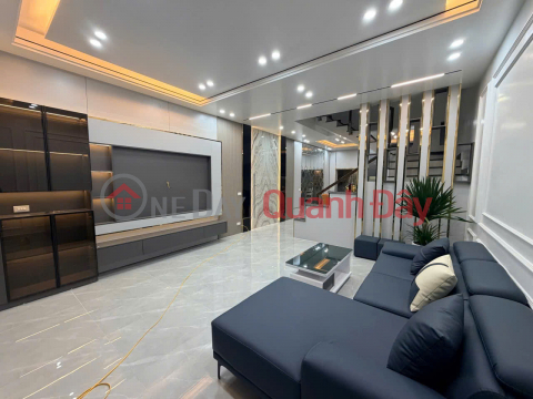 House for sale in Hoang Ngoc Phach - Quan Nam area, 54m², 4 floors, car parking available, Price 5.65 billion VND. _0