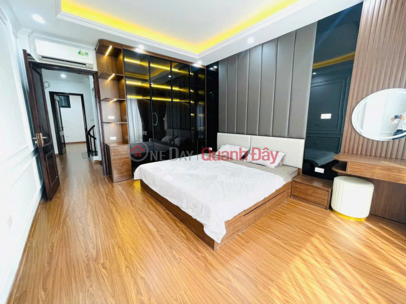 đ 13 Billion Urgent sale of house in Xuan La, Tay Ho, near the street, beautiful house, high quality furniture, 13 billion, 51m2, 6 floors