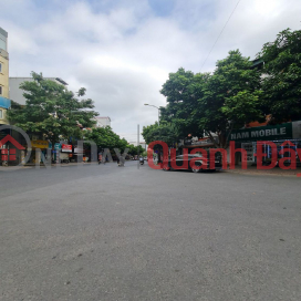 Land for sale in the center of Trau Quy, Gia Lam, 36m2, 22m wide road, good for business, price 7 billion VND. Contact 0989894845 _0