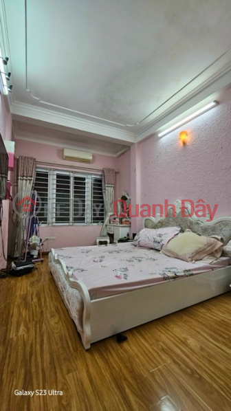 Property Search Vietnam | OneDay | Nhà ở, Niêm yết bán BÁN GÂP nhà Hoàng Quốc Việt 30m 5 tầng 5PN chỉ có 3,3 tỷ