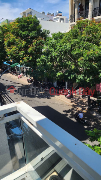 đ 12 tỷ, NHÀ VỊ TRÍ ĐẸP - GIÁ TỐT cần bán nhanh căn nhà vị trí tại TP Nha Trang, tỉnh Khánh Hòa