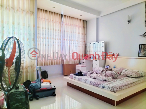 VIP AREA, BAU CAT TAN BINH SUBLOT - RARE HOUSE FOR SALE - 7-SEATER CAR ALWAY WITH UTILITIES - CLOSE TO THE FRONT - 7M SURFACE HORIZONTAL _0