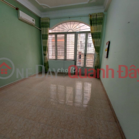 6m Alley House on Bach Dang Street, near the airport, 3 floors, 4 bedrooms _0