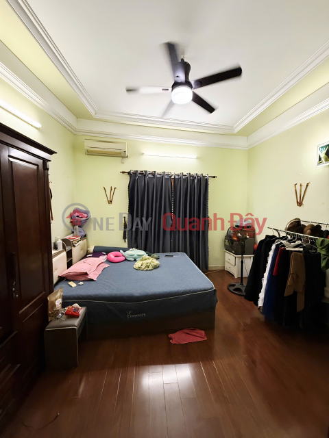 Rare, house for sale in Lac Long Quan, rural alley, near car, 46m², 5 floors, price 9.8 billion _0