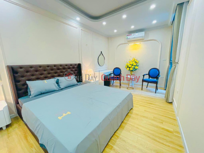 đ 5,45 tỷ | NHÀ ĐẸP 5 TẦNG TRUNG KÍNH,CẦU GIẤY,FULL NỘI THẤT,GẦN PHỐ, Dt 35m NHỈNH 5 TỶ