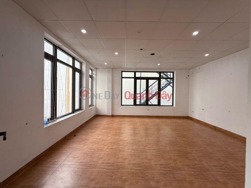 Cho thuê biệt thự Thành phố Giao Lưu, 205m2, 4 tầng, làm văn phòng đẹp | Việt Nam Cho thuê, đ 50 triệu/ tháng