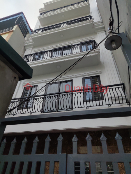 NHÀ ĐẸP HỌC VIÊN TÀI CHÍNH - BẮC TỪ LIÊM - DT33M2 - 5 TẦNG - GIÁ 5,4 TỶ - ĐỂ Ở , KINH DOANH Niêm yết bán