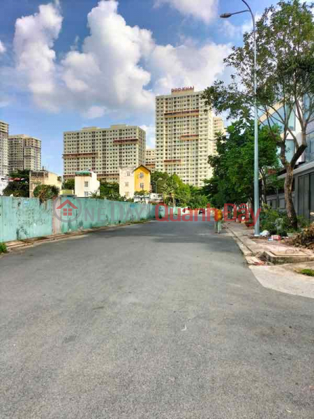 Property Search Vietnam | OneDay | Nhà ở Niêm yết bán Bán đất gần Phạm Hữu Lấu, Phú Mỹ, Quận7, 1446m2, ngang khủng, mặt tiền đường lớn, giá chỉ 59 tỷ TL