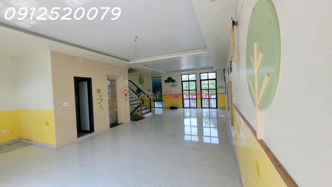 đ 40 Million/ month | Owner needs to rent out the entire Shophouse with 2 frontages