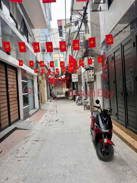 đ 16.5 Billion Owner selling house in alley 1, Thanh Xuan 2, spacious, 103m², only 16.5 billion VND.