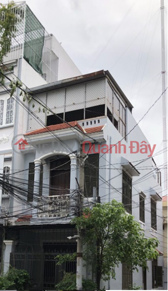 Beautiful house in alley CMT8, 4x12 m, 2 floors, full furniture, price 12 million Rental Listings