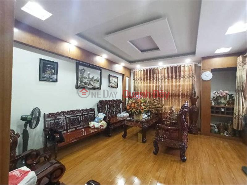 Selling Co Linh house - Thach Ban House Built in 2019 - 45m, offering price 3.x billion, strong negotiation, goodwill owner Sales Listings