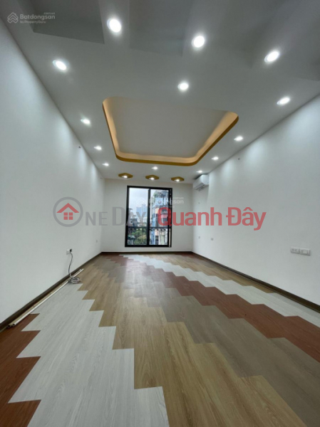 HOUSE FOR SALE HUYNH THUC KHANH - SUBDIVISION OF SIDEWALK FOR CARS - BUSINESS - Area 45M x7 ELEVATOR FLOORS PRICE 16.2 BILLION, Vietnam, Sales, đ 16.2 Billion