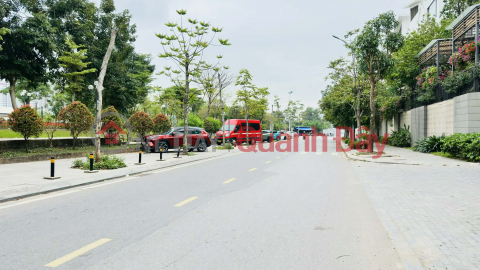 House for sale in Ngoc Thuy, 6 floors with elevator, parking available, open front and back. _0