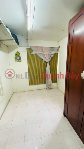 đ 8,5 triệu/ tháng Cho thuê căn hộ tập thể tầng 3 Đặng Văn Ngữ 70m², 2 phòng ngủ, 1 vệ sinh, 8,5 triệu