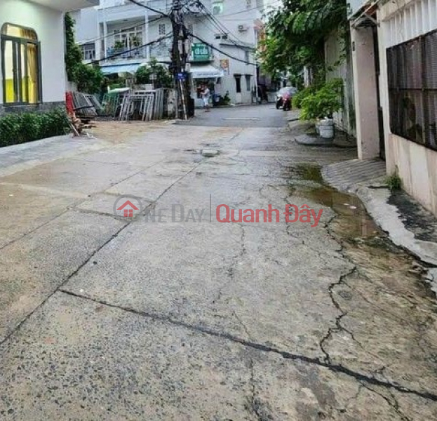 đ 5.55 Billion, ► Tieu La Auto Alley near Binh An 7, 51m2, 5m wide, 3 floors, 5.x billion