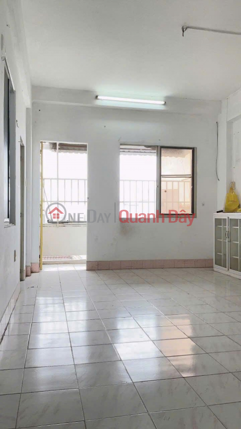 OWNER Needs to Sell Quickly Apartment in Binh Thoi Building, Ward 8, District 11, HCMC _0