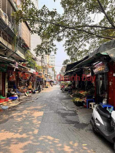 Urgent Sale of 70m2 Phuong Mai Dong Da land, 5.5m area, price 9 billion with TL Sales Listings
