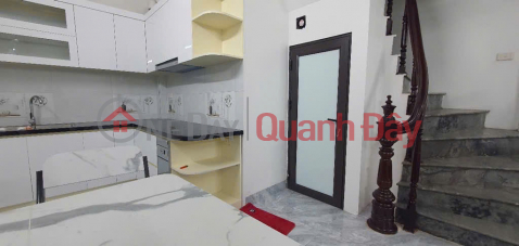 TRAN CUNG TOWNHOUSE – 40M2 x 5 FLOORS – THROUGH ALLEY – NEAR E HOSPITAL – 4.95 BILLION _0