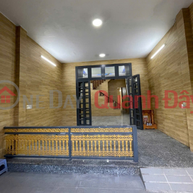 OWNER NEEDS TO RENT WHOLE HOUSE ON A3 STREET, DONG TANG LONG URBAN AREA _0