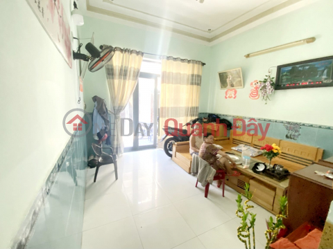 2-storey house, 50m2, only 40m to front of Ngo Quyen, Da Nang, Price 2.65 billion VND _0