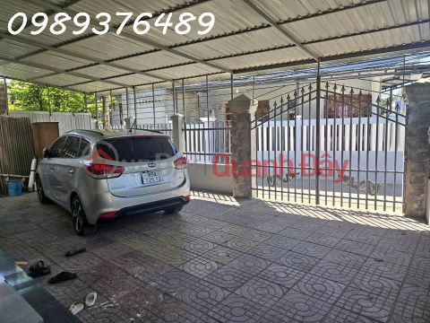 Owner urgently needs to sell house on Trinh Hoai Duc street to return to hometown, area 346m2, price 5.18 billion VND. _0