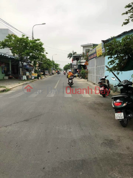 Selling a three-leaf house in front of Nguyen Binh Lien Chieu street Sales Listings