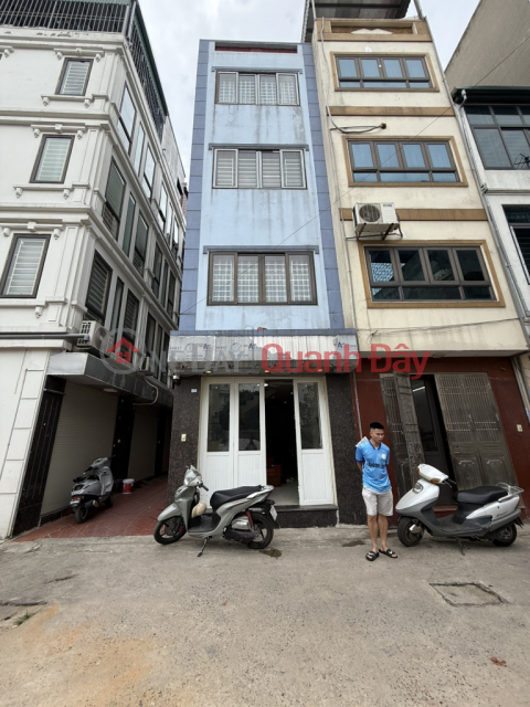 Bán nhà Thanh Am, Lô góc oto 16c đỗ cửa cách mặt phố đúng 5m giá hơn 6 tỷ còn TL. LH 0936123469 _0