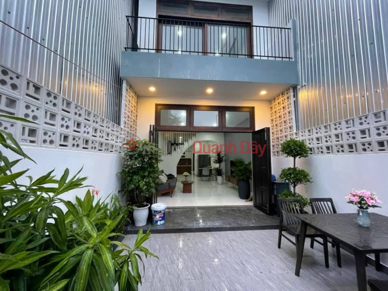 House for sale, 2-storey, 2m alley, Hoang Dieu street, 3 bedrooms, 3 bathrooms | Vietnam | Sales đ 3.3 Billion