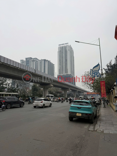 BÁN NHÀ 6 TẦNG - Kinh doanh tốt - 2 mặt phố - Ô tô tránh - Có thang máy - Đầy đủ đồ dùng _0