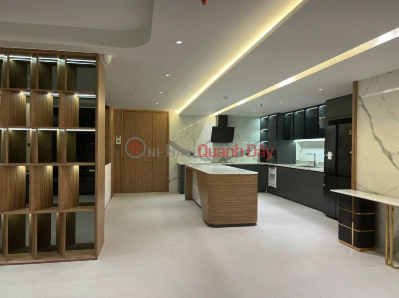 URGENT SALE SERVICES Building 9 Floor_ District 7, With Penhouse _ 8m wide. More than 40 billion VND | Vietnam | Sales | đ 40.8 Billion