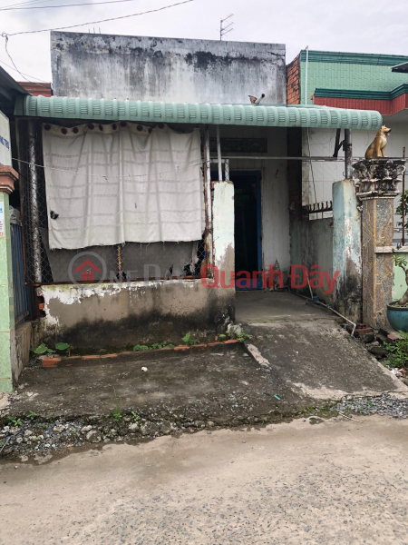 Owner Urgently Sells 1 GROUND AND 1 HALF HOUSE - Private Red Book In Long Hiep Commune, Ben Luc District, Long An Sales Listings