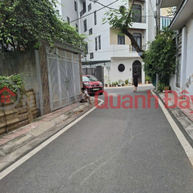 Cần tiền bán gấp - Nhà 2 tầng 90M2 . Ô tô đỗ trong nhà - Kinh doanh _0
