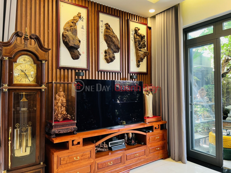 Property Search Vietnam | OneDay | Nhà ở Niêm yết bán, Nhà Đình Phong Phú Phước Long B 2 Mặt Tiền,ĐẸP Lung Linh, DTSD 160M2, HXH, VÀO Ở NGAY