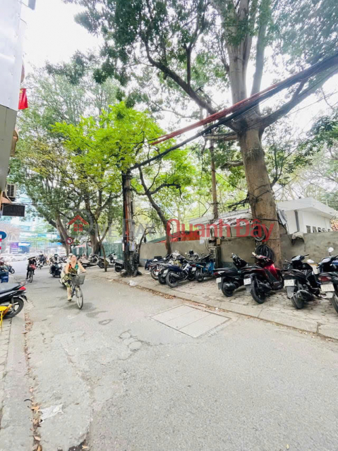 CAR PARKING AT DOOR - BUSINESS - WIDE SIDEWALK Khuong Thuong Street 42m2, X 5 floors, 3.5m frontage, 15 billion Dong Da. _0