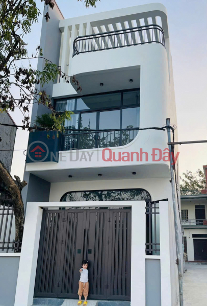 Nhà 2 lầu đẹp xuất sắc, vị trí trung tâm, gần chợ Biên Hoà, đường oto giá 3,5 tỷ Niêm yết bán