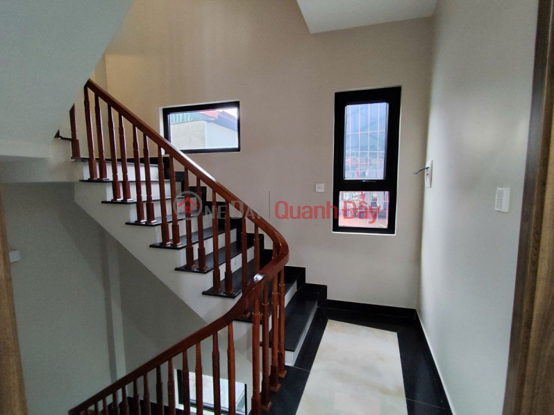 Beautiful house, privately built, corner plot, accessible alley, Vu Xuan Thieu street, 38m2 x 6 floors, price 8.1 billion VND, Long Bien, Hanoi. Vietnam, Sales, đ 8.1 Billion