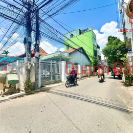 House for sale 5 x 24, near Tan Tien market, 5m wide asphalt road, only 4.3 billion _0