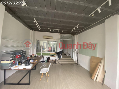 Shop or office for rent on the 2nd floor on Nguyen Hoang Ton street - Address: Nguyen Hoang Ton, Tay Ho, Ha _0