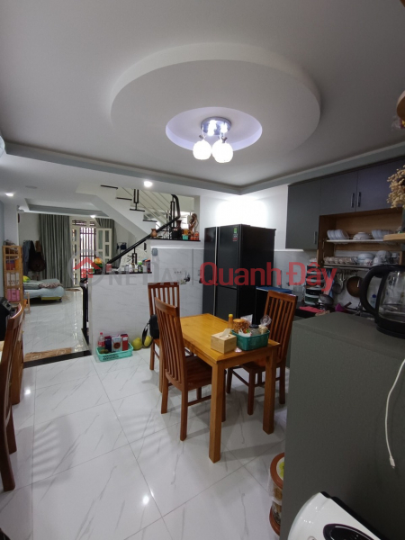 50m2 townhouse, fine furniture, square windows, price is only 4 billion VND Sales Listings