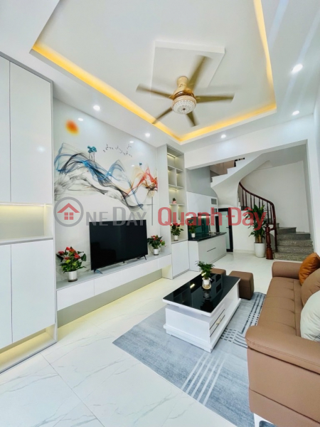 HOA BANG - AREA 35M2 - 7.950 BILLION - 30M TO THE STREET, OPEN FRONT AND BACK, FULL INTERIOR Sales Listings