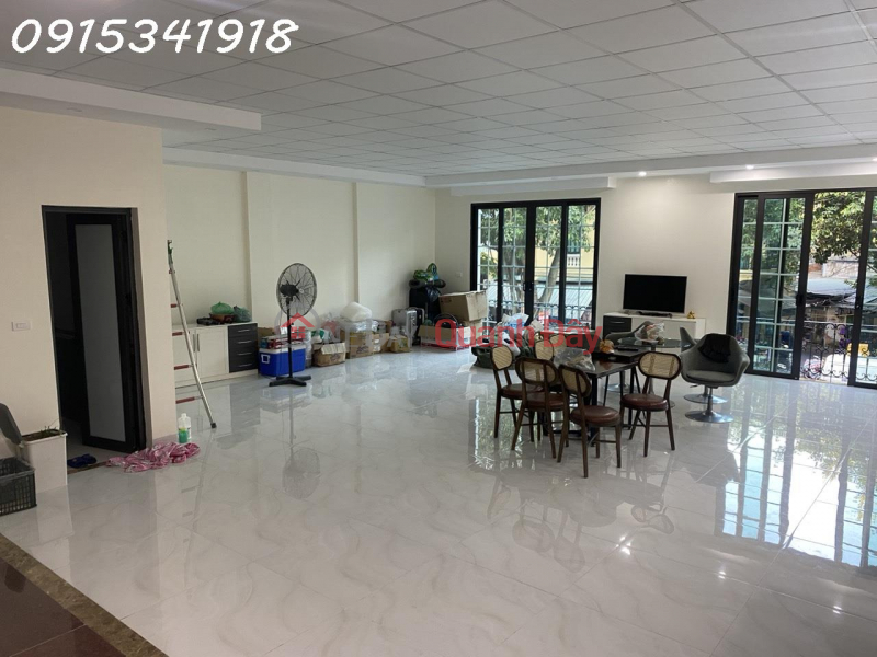 For rent on the 1st floor of 2 buildings facing Phung Hung street, 3 open sides, 9m6 wide frontage, very good business - Address: | Vietnam | Rental | ₫ 70 Million/ month