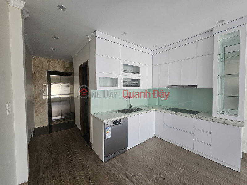 Property Search Vietnam | OneDay | Nhà ở, Niêm yết bán | NHÀ MỚI- ĐẸP- Ở LUÔN PHỐ NGUYỄN VĂN CỪ 41M2, 6 TẦNG, MẶT TIỀN 3.9M,11 TỶ.LONG BIÊN.