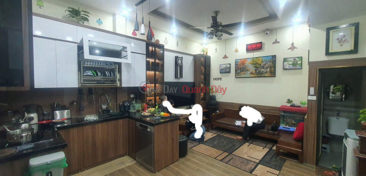House for sale in Hong Ha, Hoan Kiem, 32m x 5T x MT5m, with commercial floor, car, about 6 billion. Contact: 0366051369 Sales Listings